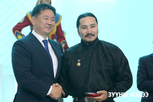Гавьяат жүжигчний жагсаалтад Г.Эрдэнэбилэг нэмэгдлээ